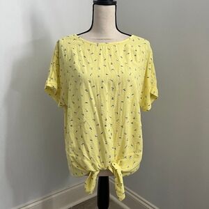 Short Sleeve Printed Blouse sz Medium Yellow Bird Front Tie Summer Picnic Flowy